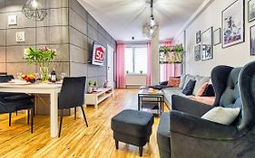 Apartament Angelika G1 z 3 sypialniami i 2 łazienkami - 5D Apartamenty